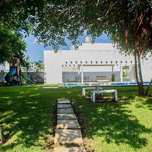 https://marsella-home.quintano-roohotels.com